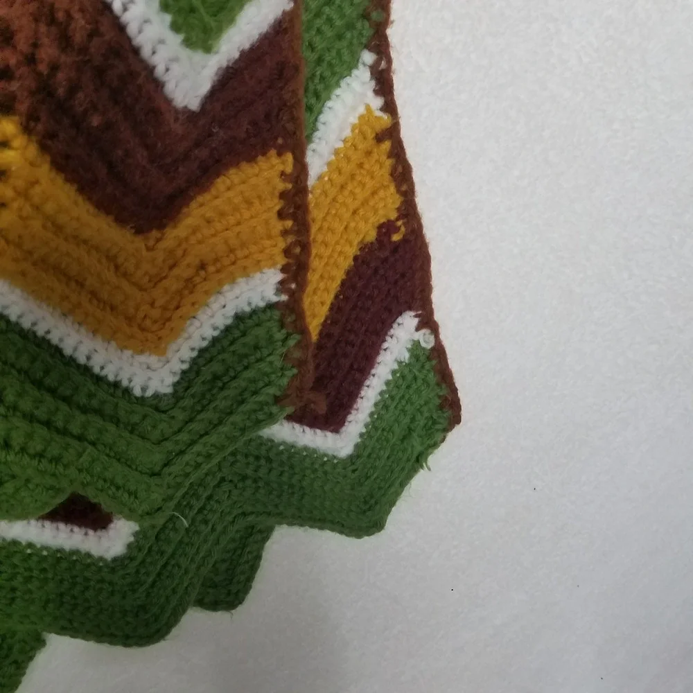 Vintage Crochet Throw Blanket Afghan Chevron Stripes Brown Gold Green White‎